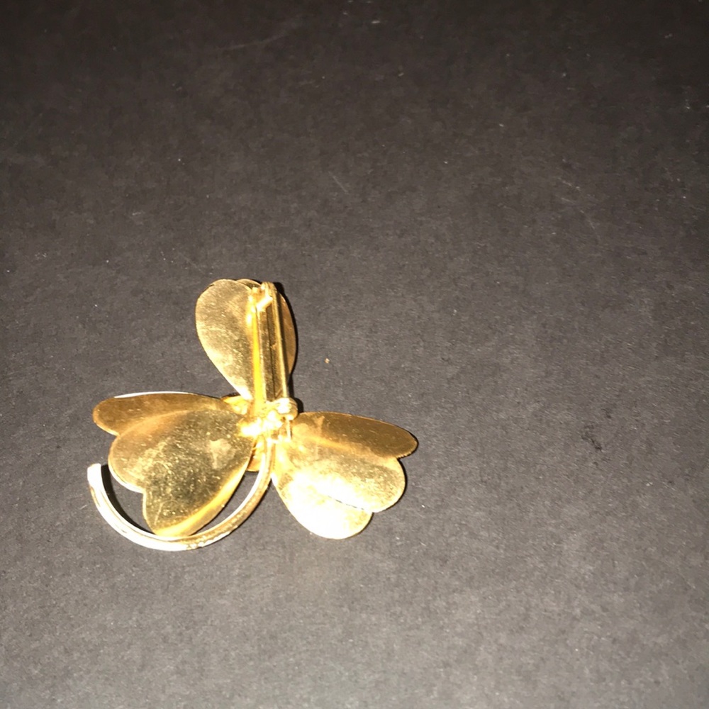 Flower Pin - Picture 2 of 2